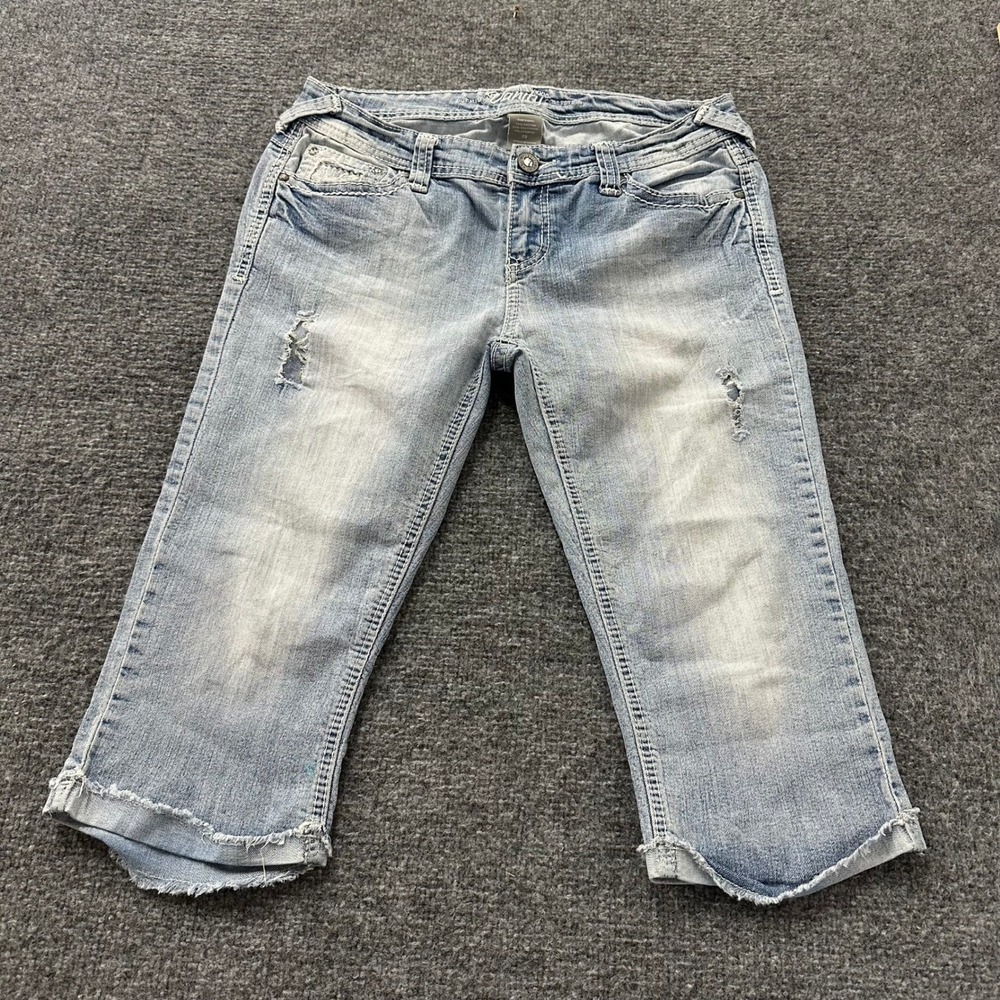 Vanity Capri Jeans Womens Size 29 Light Wash Distressed Embellished Low Rise Y2K